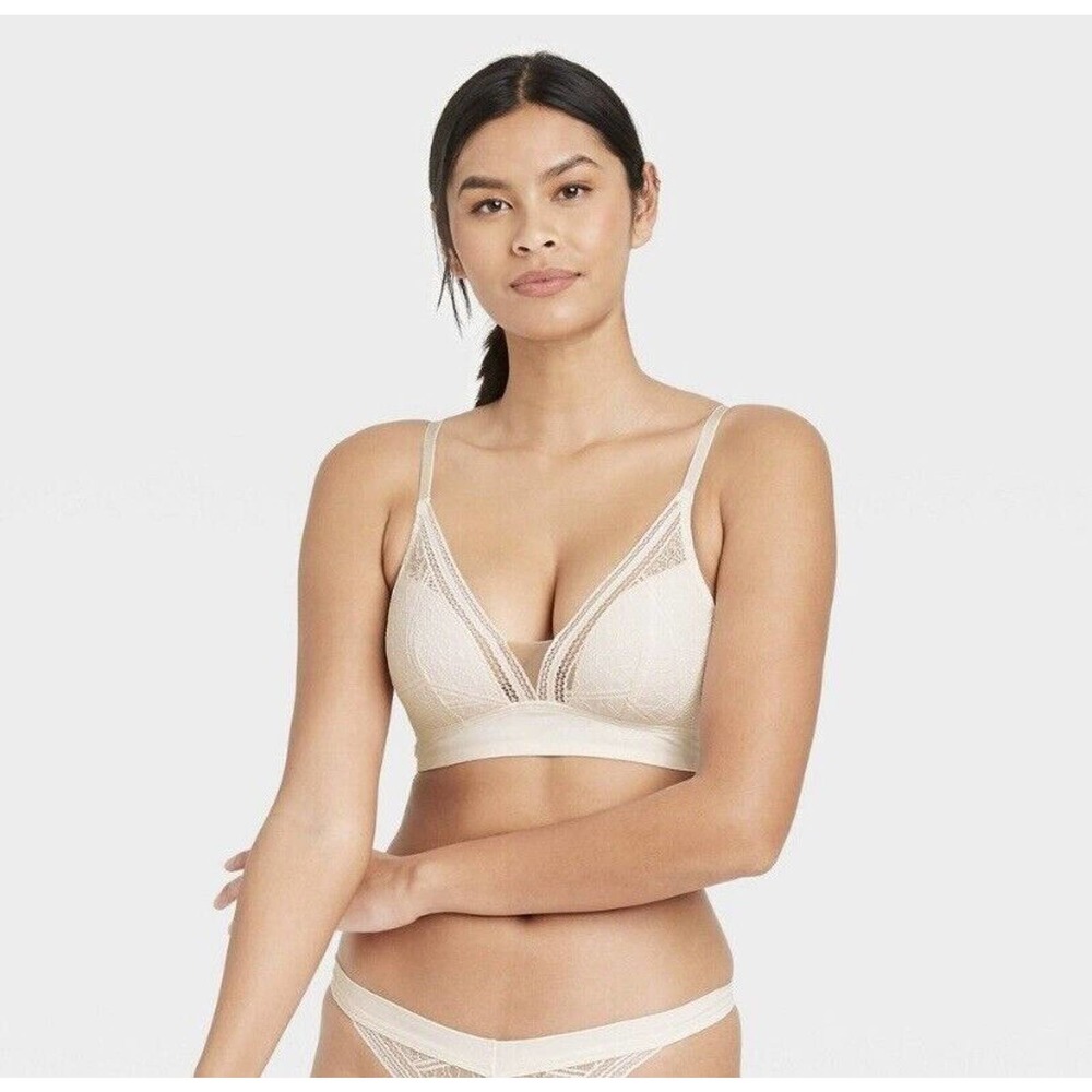 NWT Auden Women's Lace Lightly Lined Bralette White Sz. Medium